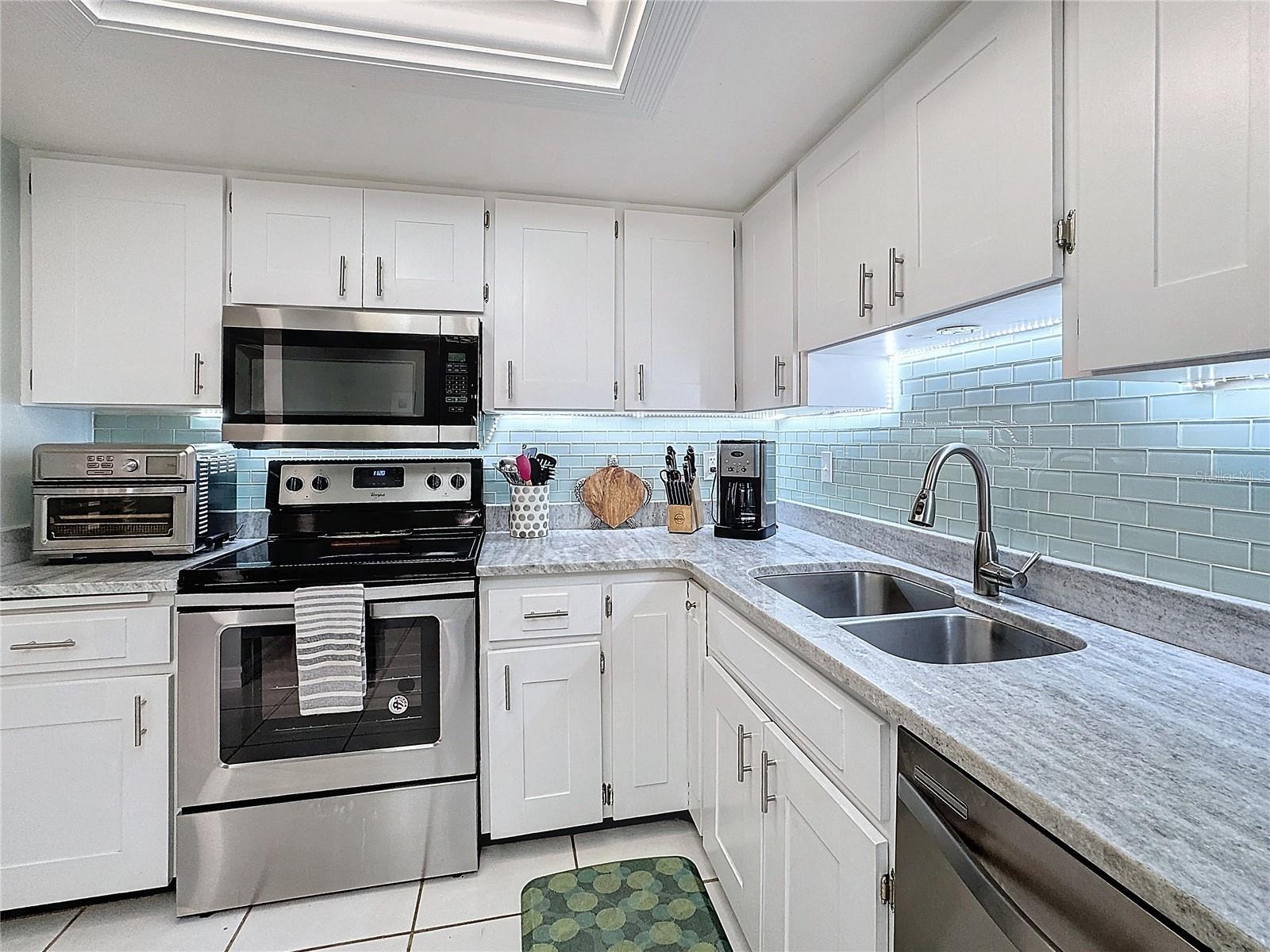 707 SORRENTO INLT #707