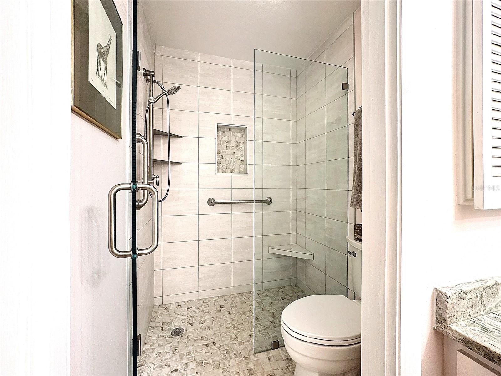 707 SORRENTO INLT #707