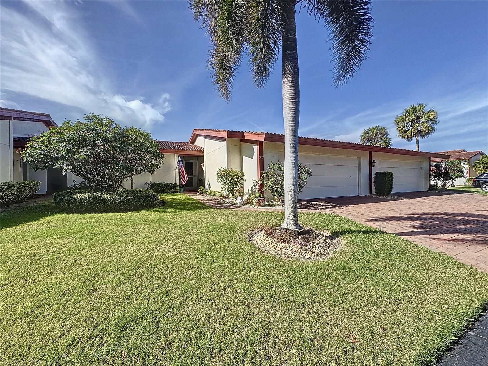 707 SORRENTO INLT #707