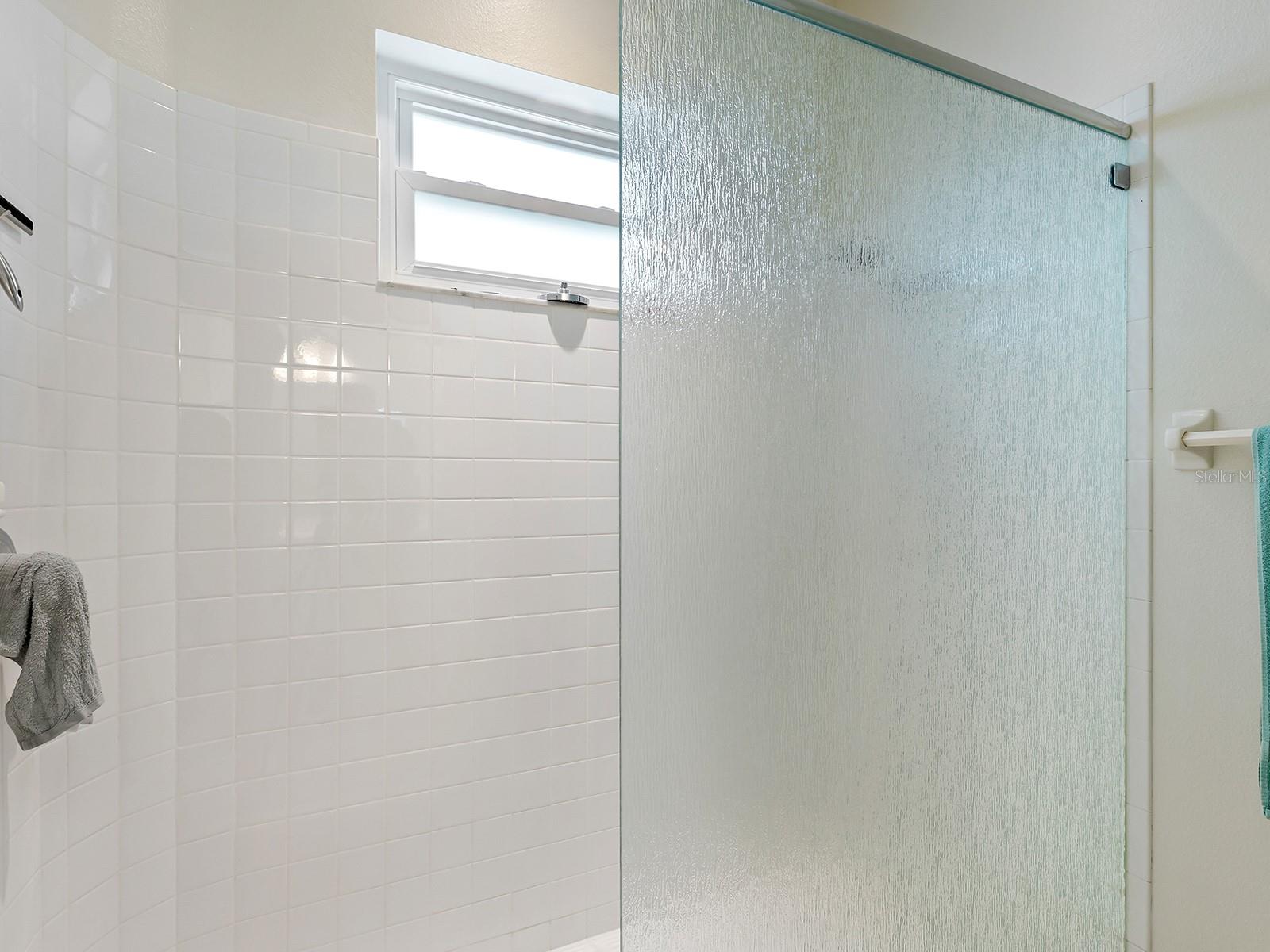 2319 FALCON TRACE LN