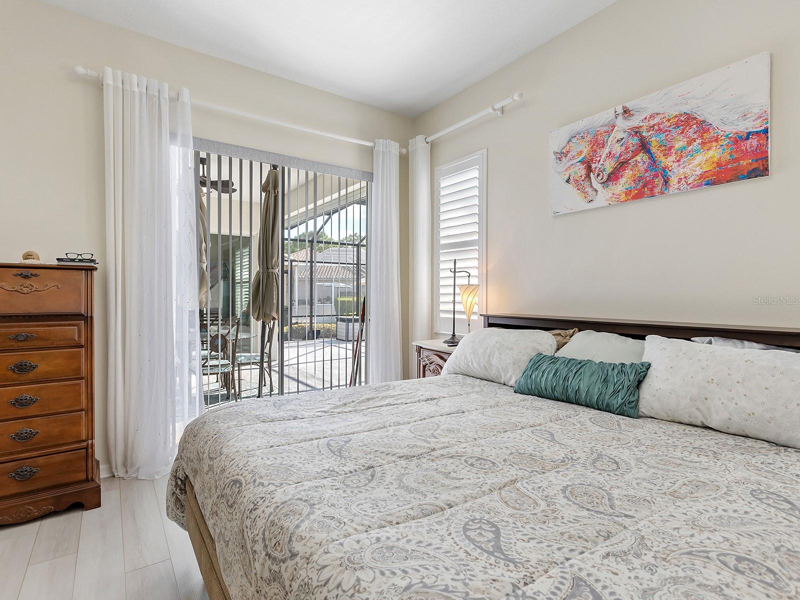 2319 FALCON TRACE LN