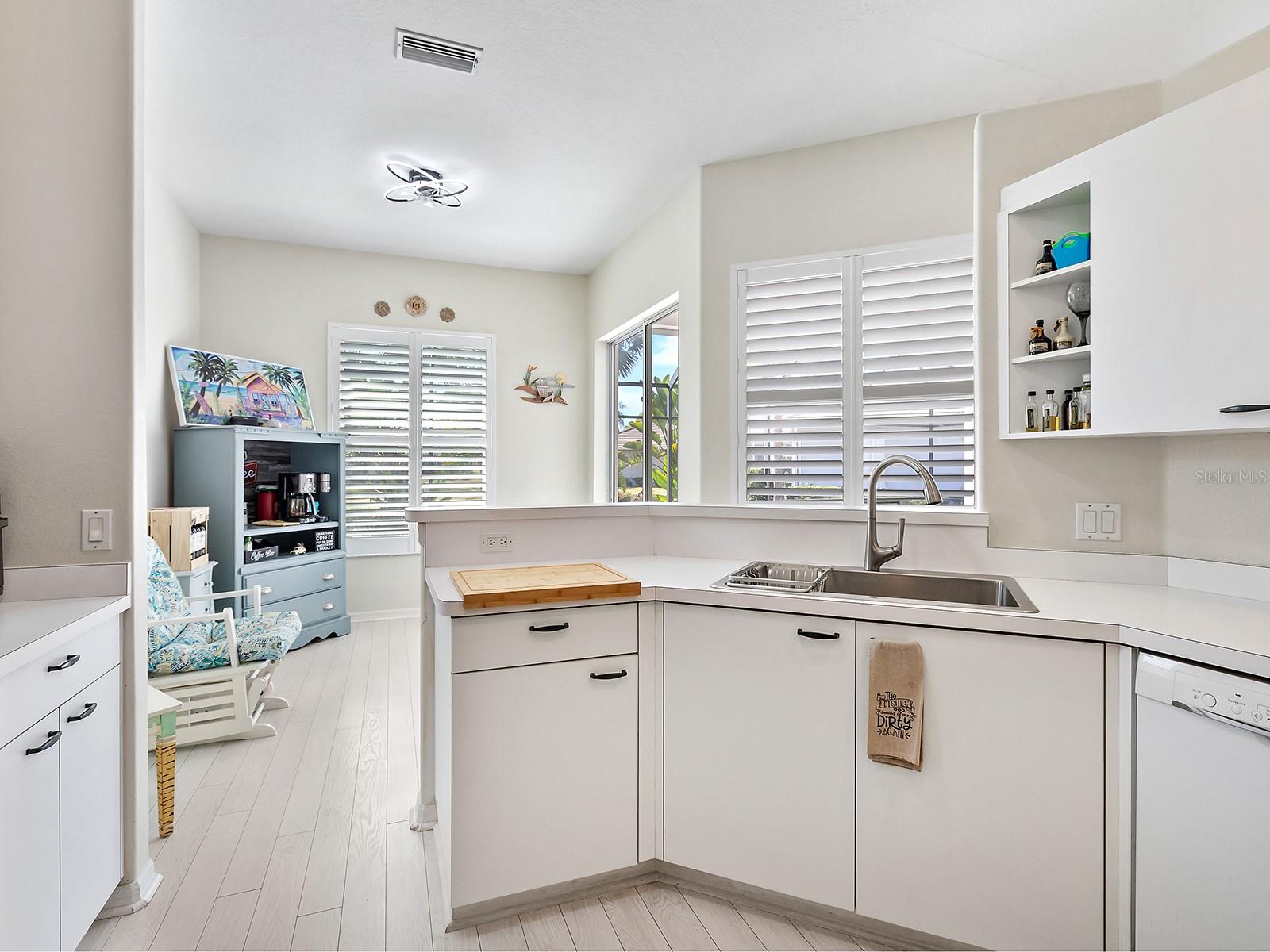 2319 FALCON TRACE LN