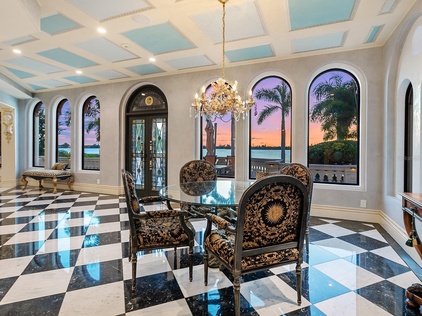 1310 S LAKE SHORE DR