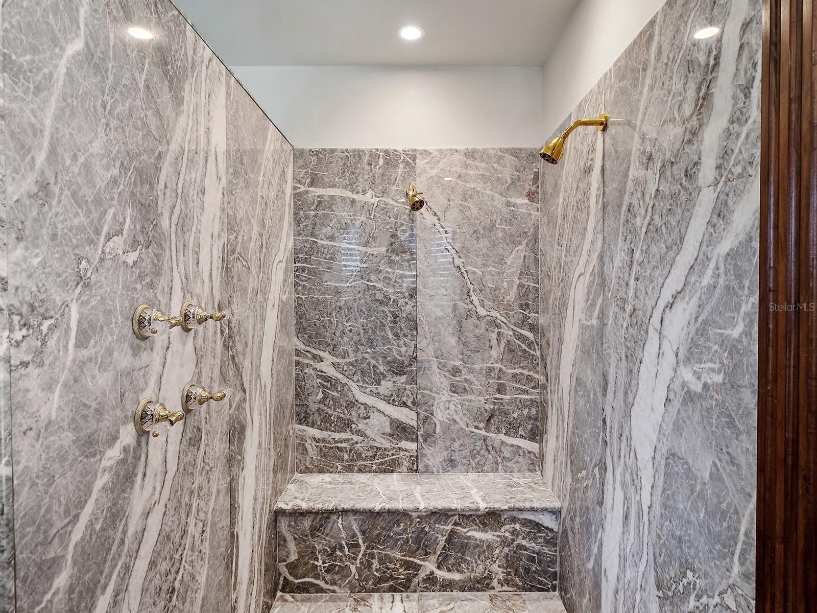 1310 S LAKE SHORE DR