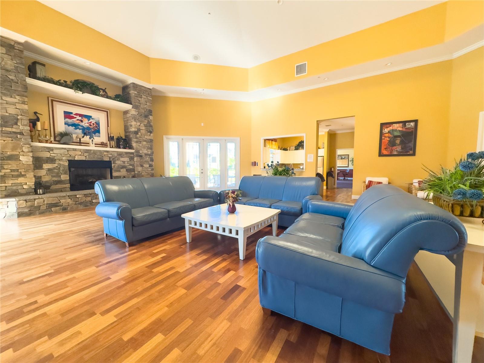 5521 ROSEHILL RD #203