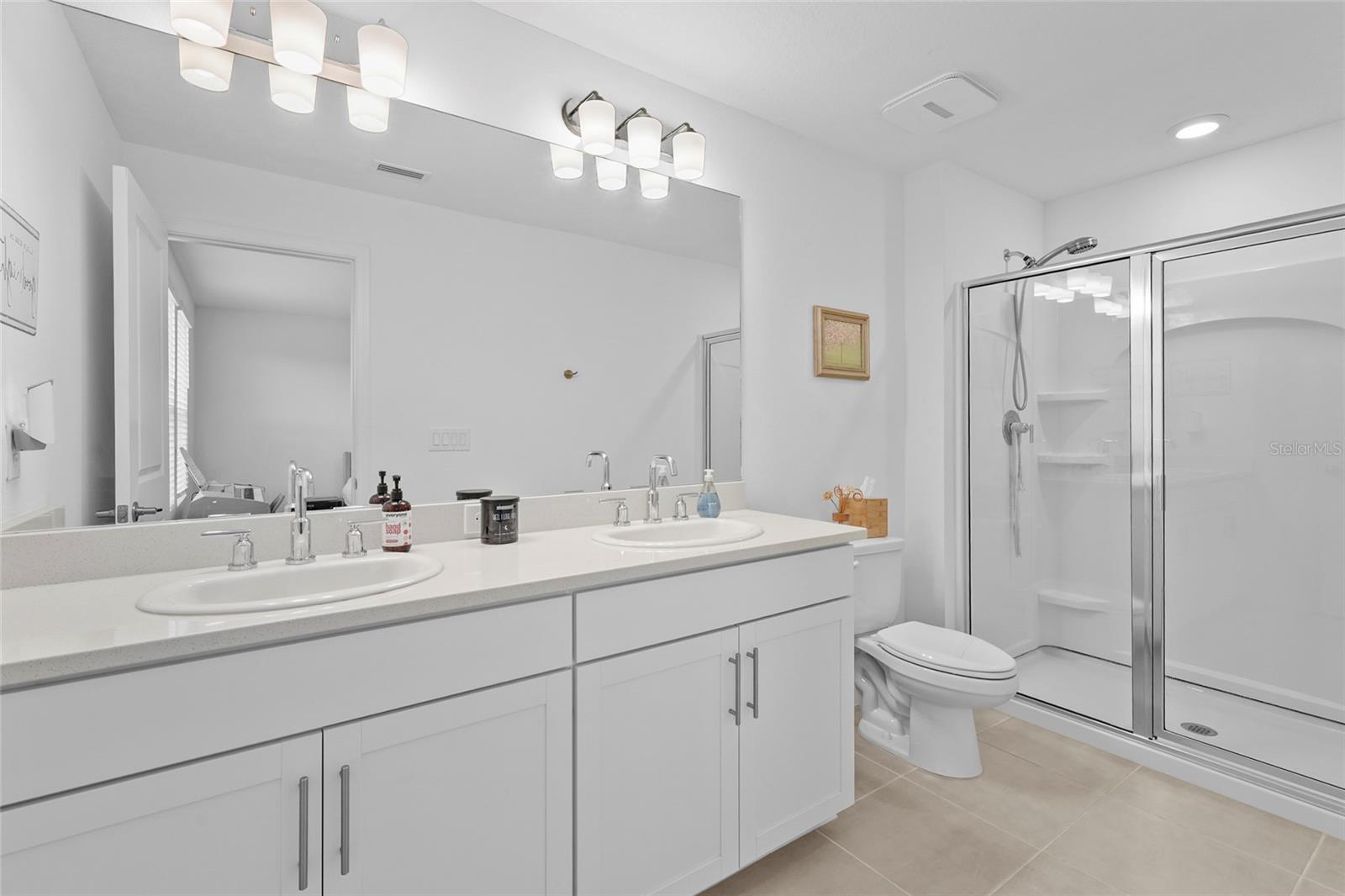 8564 LUNAR SKYE ST