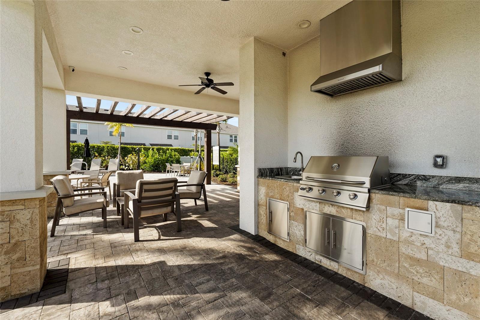 8564 LUNAR SKYE ST
