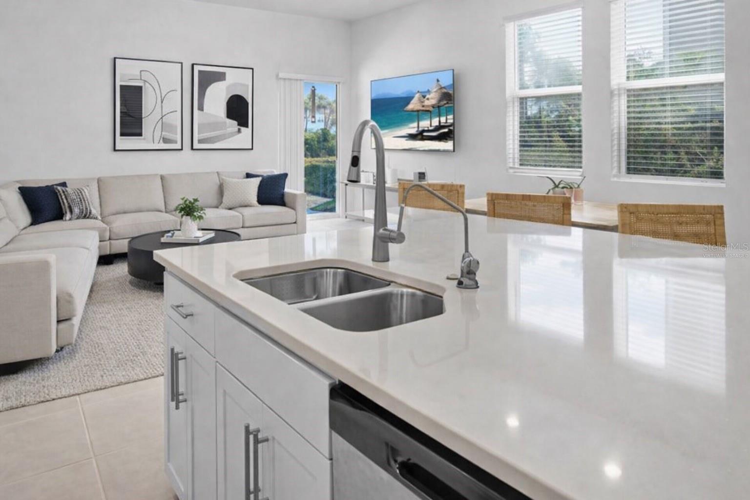 8564 LUNAR SKYE ST