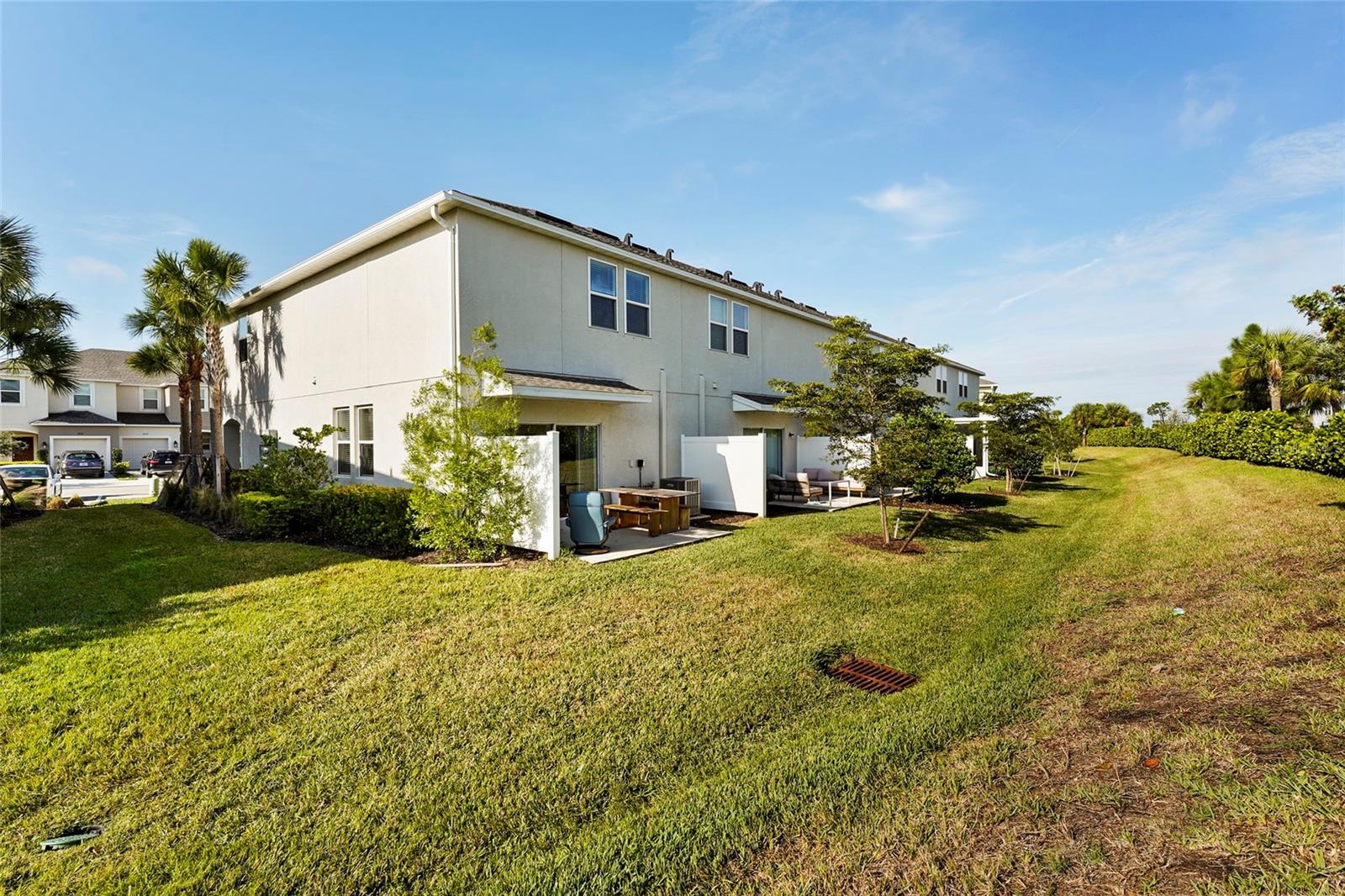 8564 LUNAR SKYE ST