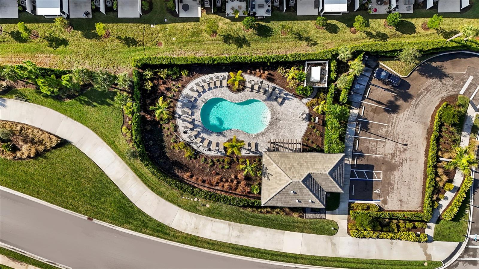 8564 LUNAR SKYE ST