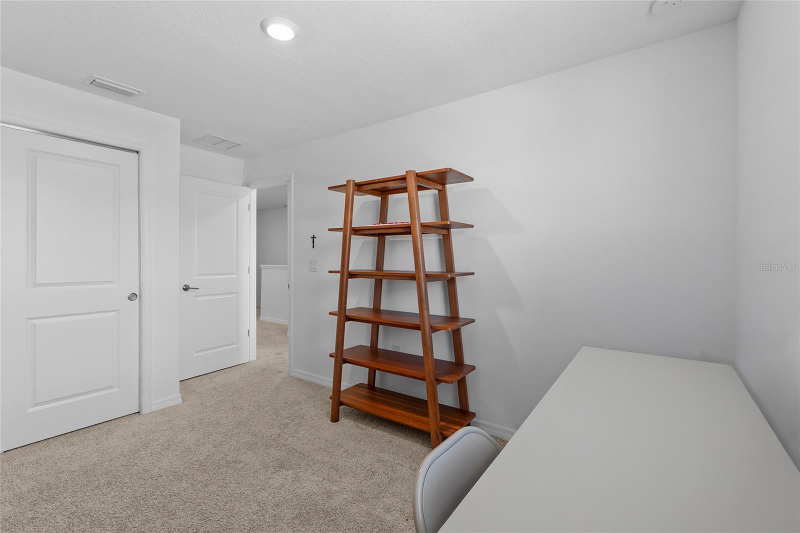 8564 LUNAR SKYE ST