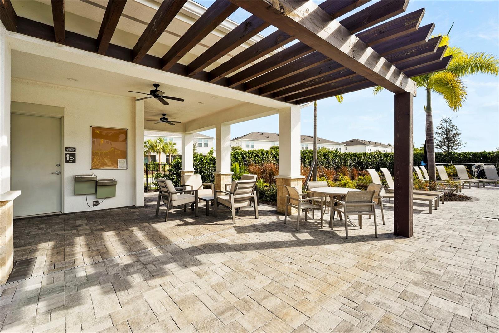 8564 LUNAR SKYE ST