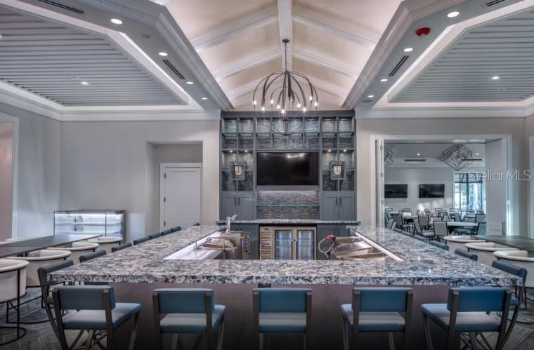 6319 CRESTED EAGLE LN