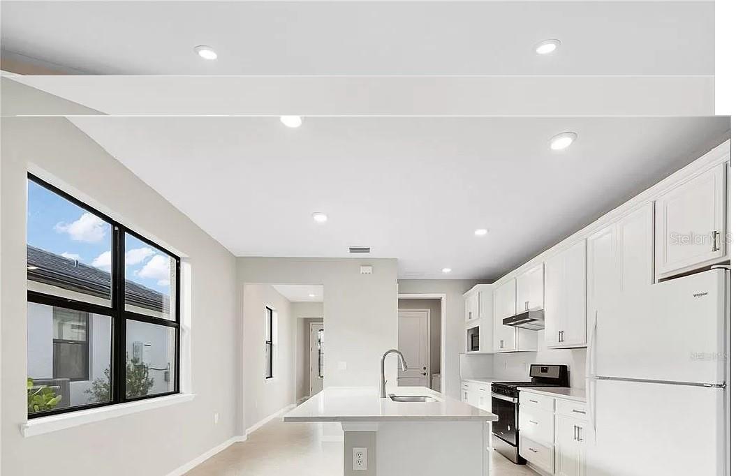 6319 CRESTED EAGLE LN