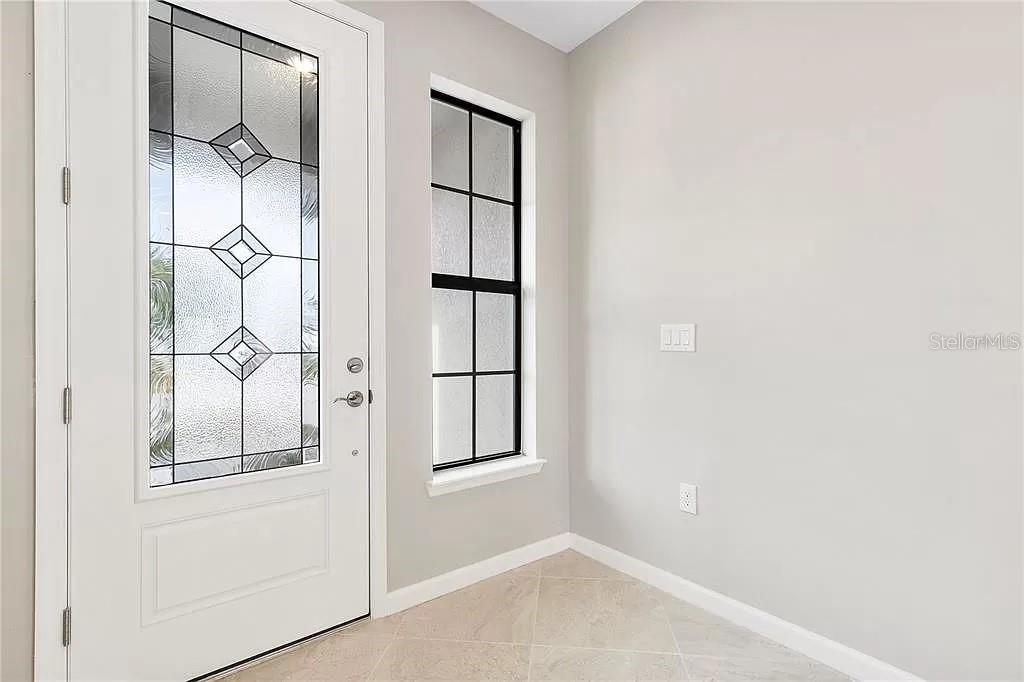 6319 CRESTED EAGLE LN