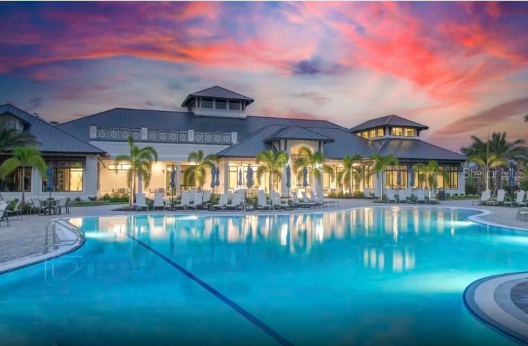 6319 CRESTED EAGLE LN