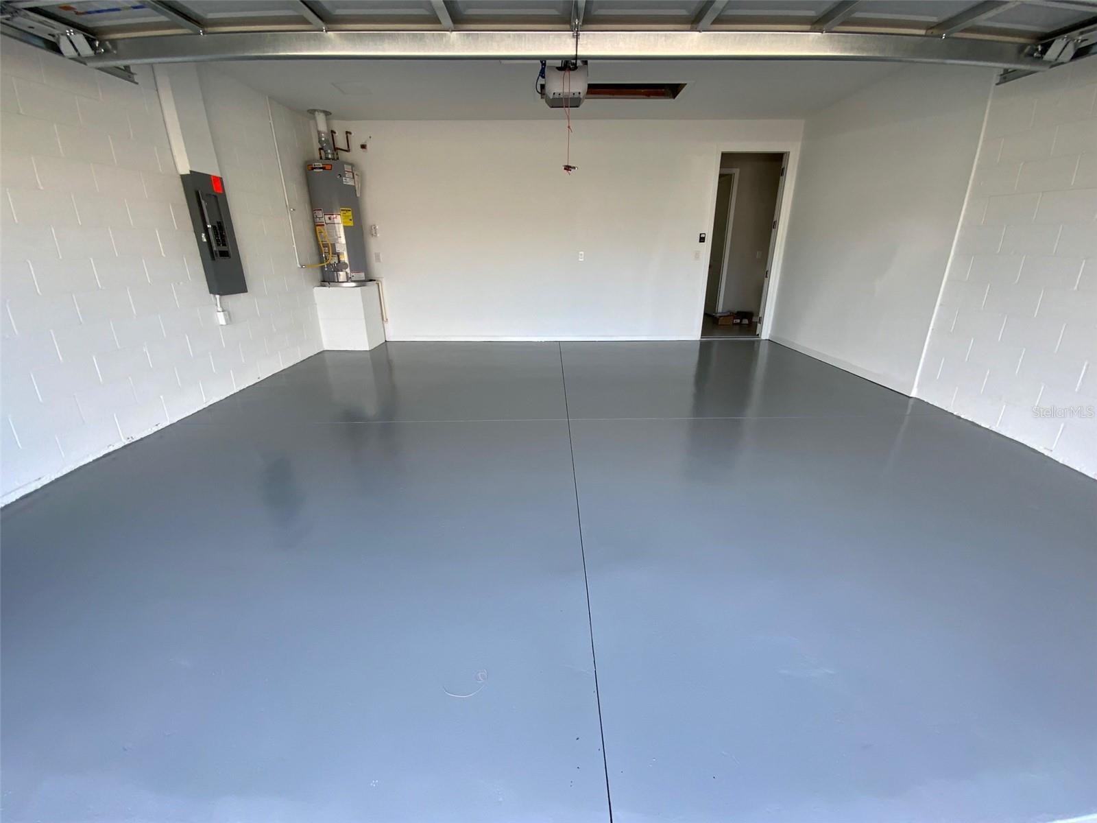 6319 CRESTED EAGLE LN