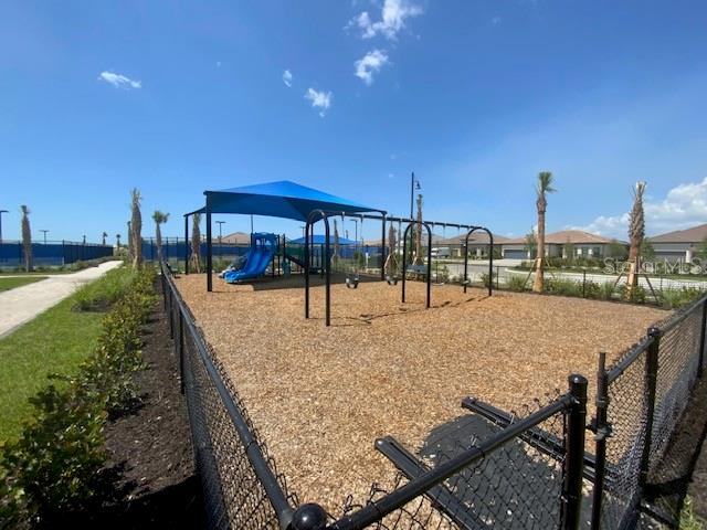 6319 CRESTED EAGLE LN