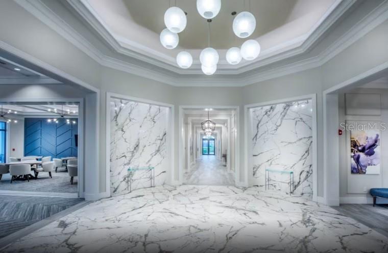 6319 CRESTED EAGLE LN