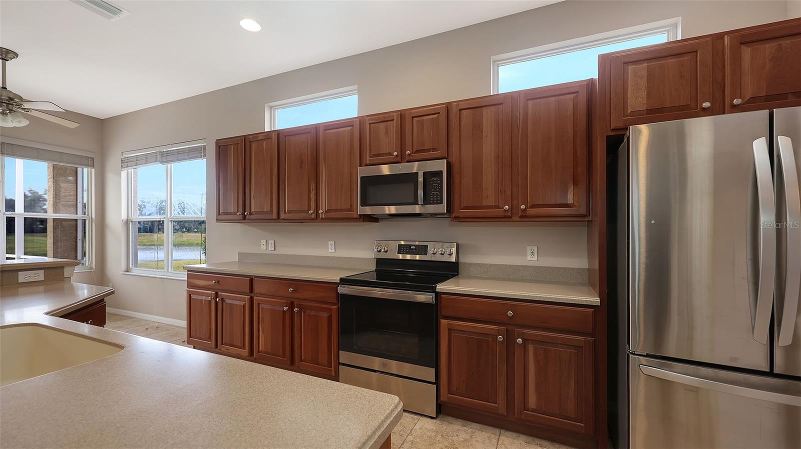 4404 REFLECTIONS PKWY