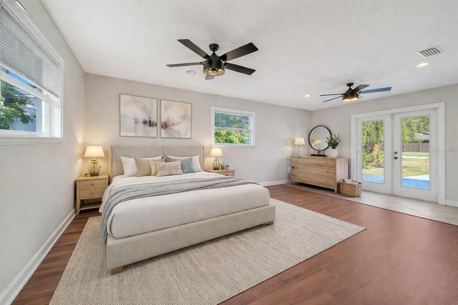 2452 WHIPPOORWILL CIR