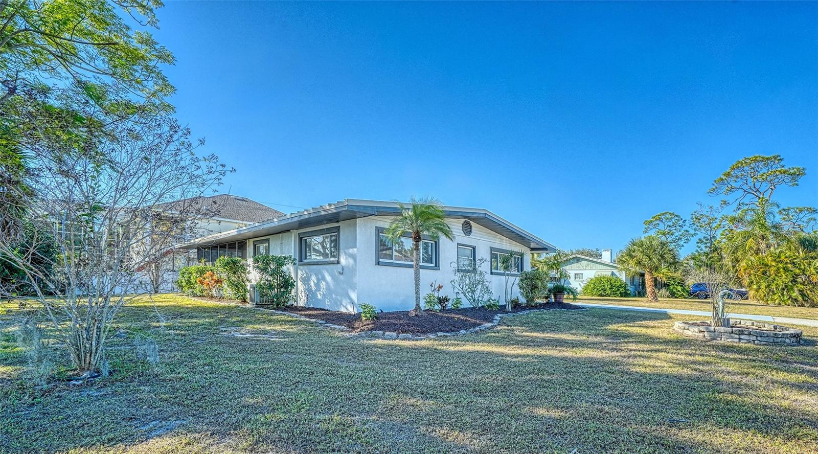 2452 WHIPPOORWILL CIR