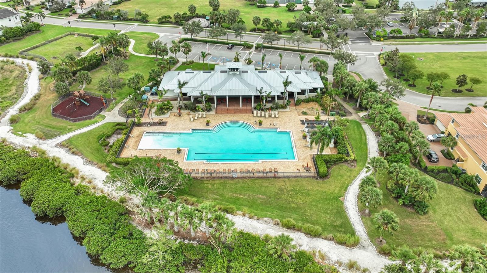 910 TIDEWATER SHORES LOOP #304