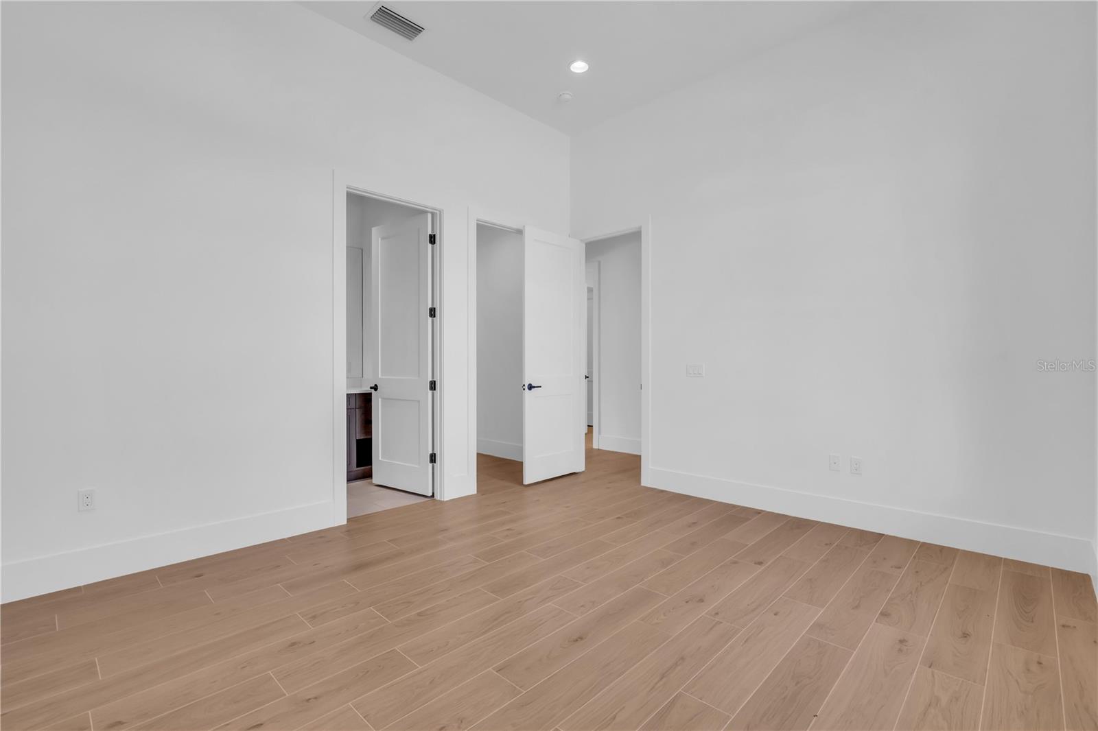 7125 WESTMORELAND DR