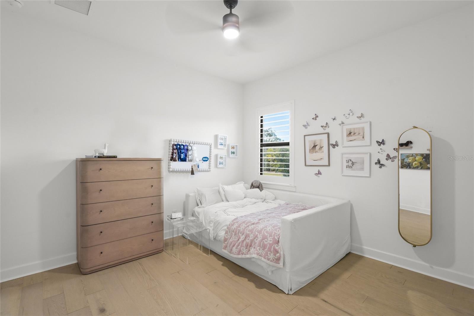 7765 GRANDE SHORES DR