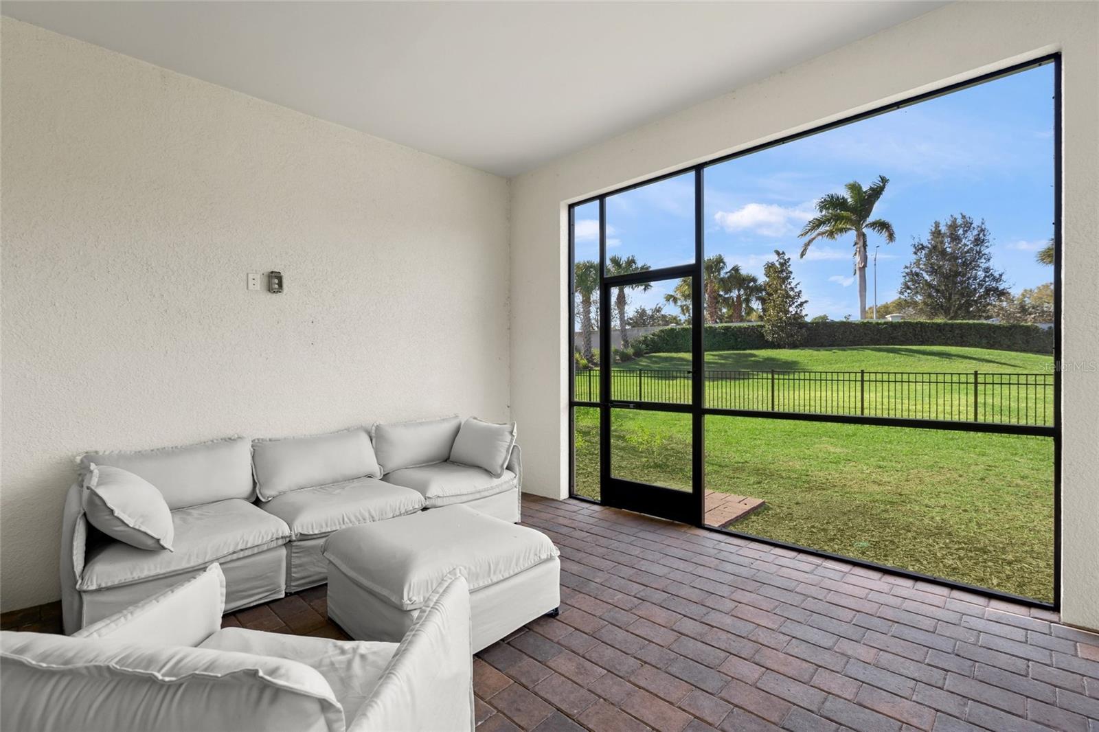 7765 GRANDE SHORES DR