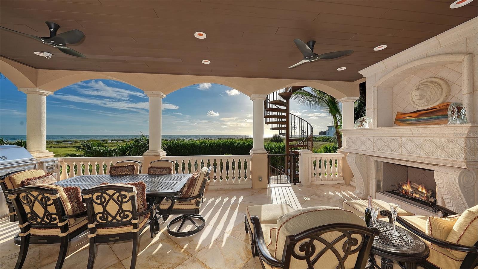 801 N SHORE DR