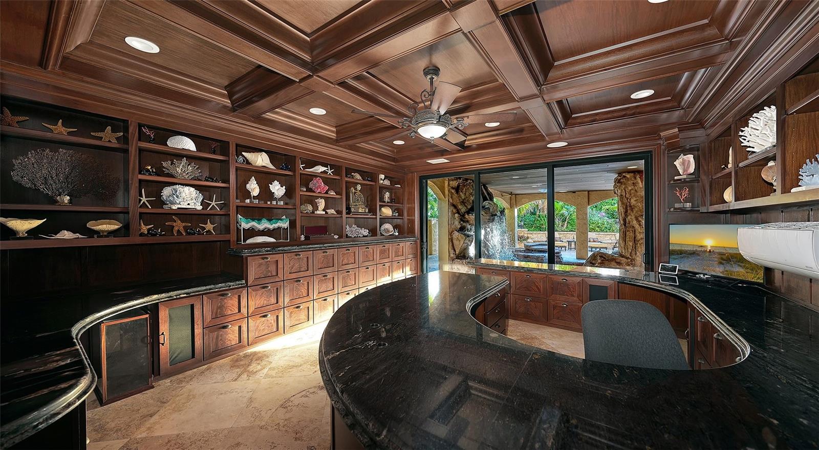 801 N SHORE DR