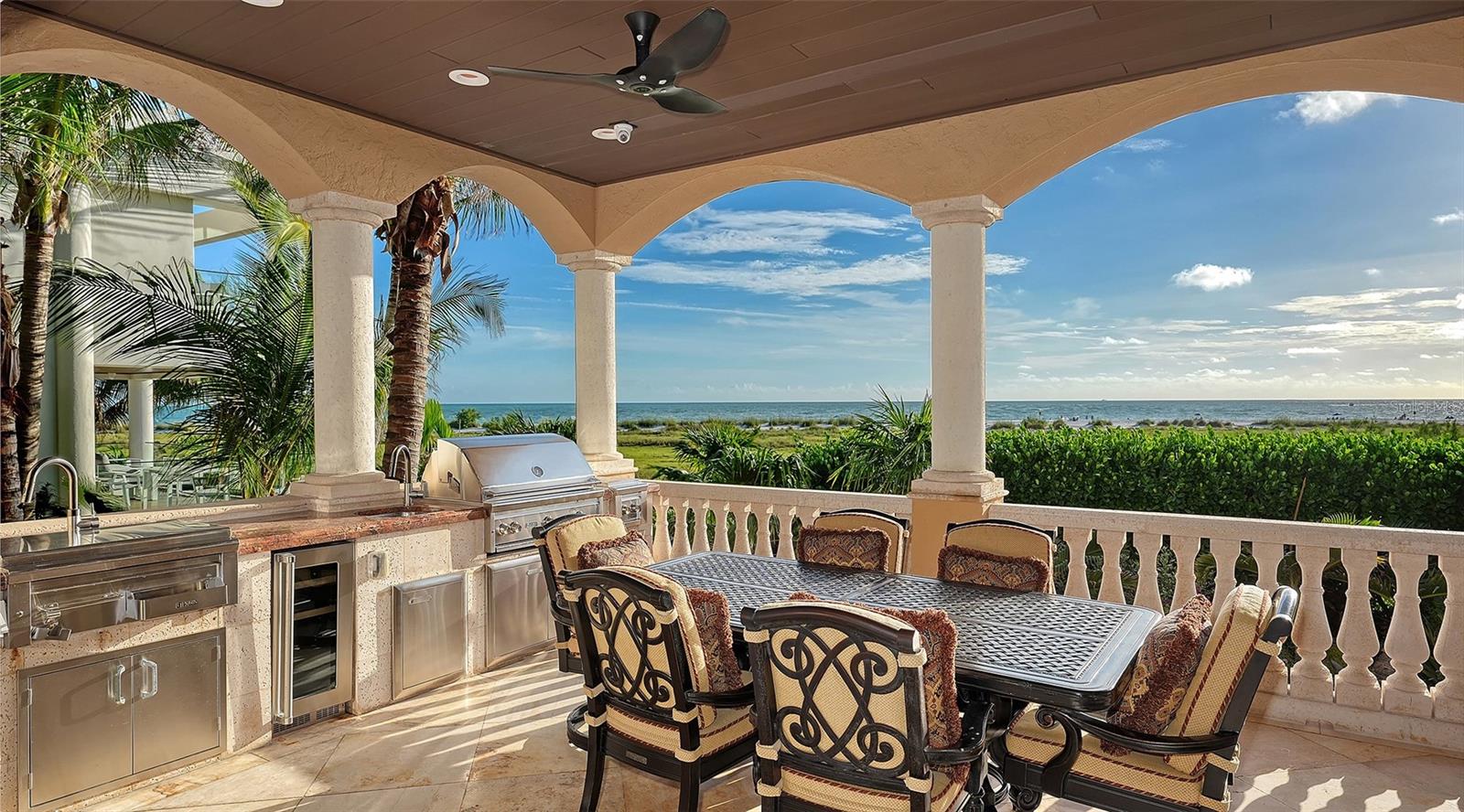 801 N SHORE DR