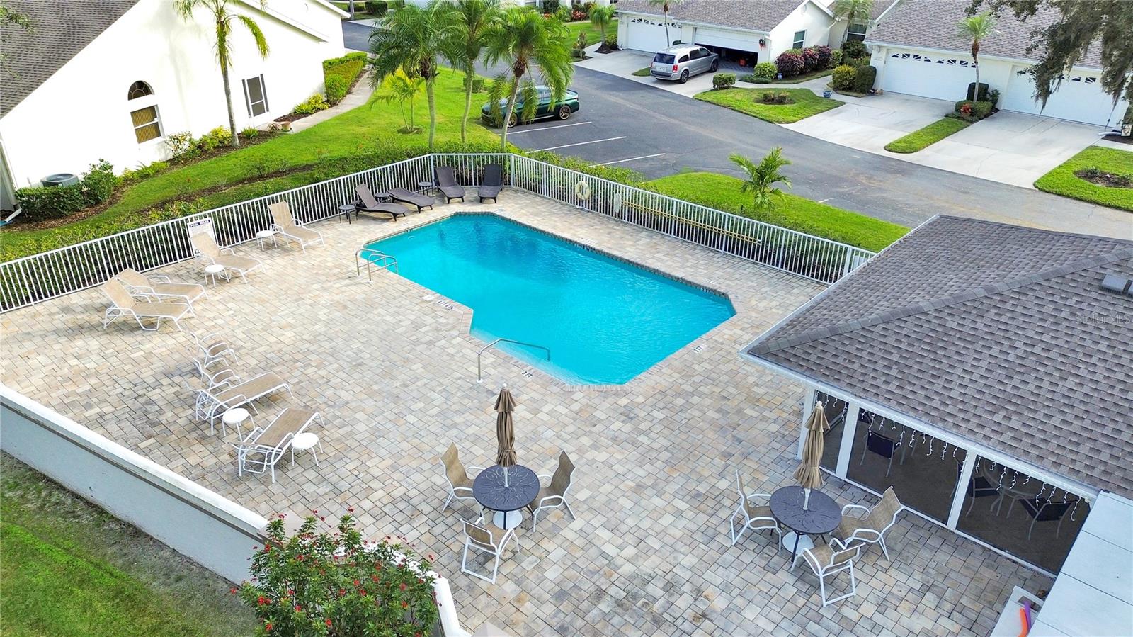 6228 COUNTRY CLUB WAY