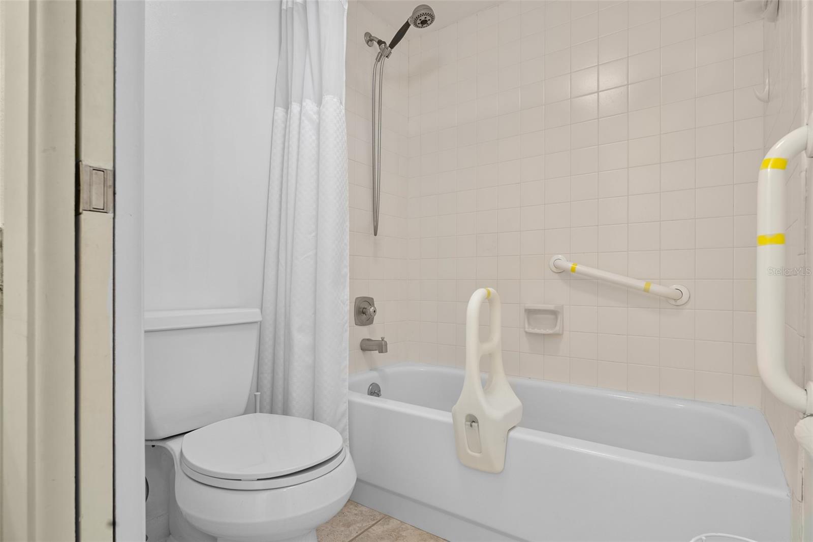 1703 PELICAN COVE RD #356