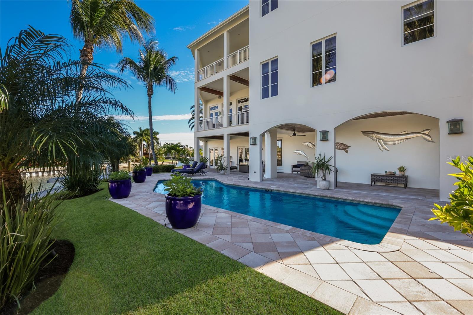 750 SIESTA KEY CIR