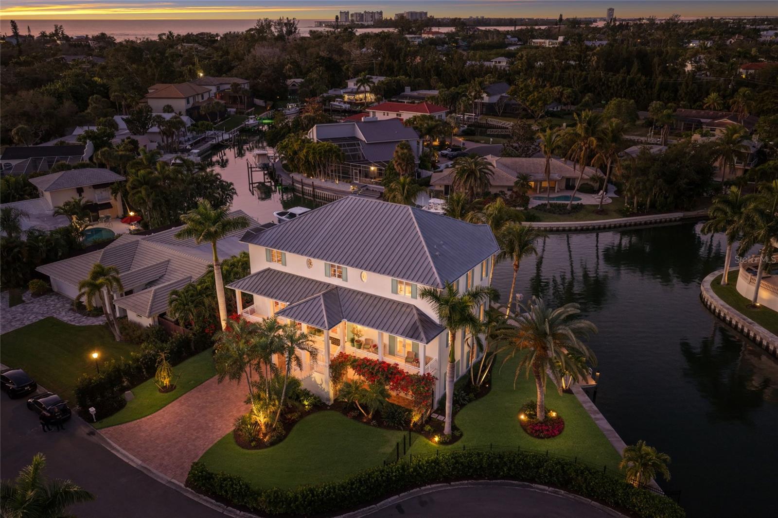 750 SIESTA KEY CIR