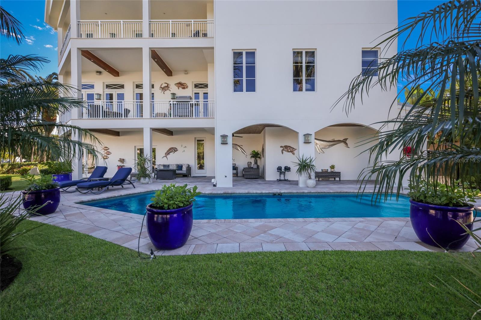 750 SIESTA KEY CIR