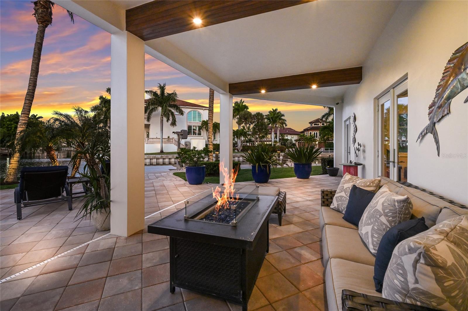 750 SIESTA KEY CIR