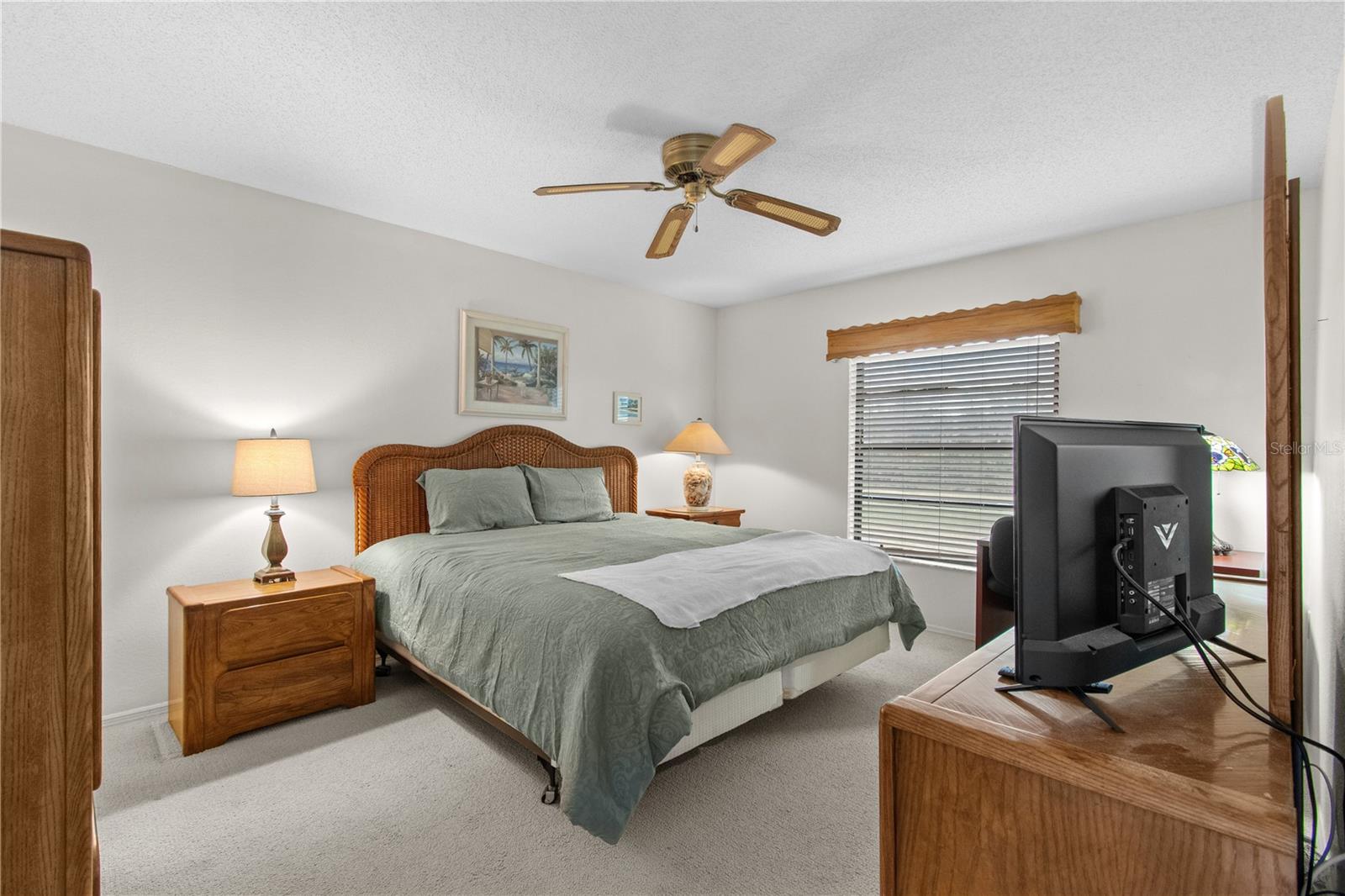 922 CAPRI ISLES BLVD #217