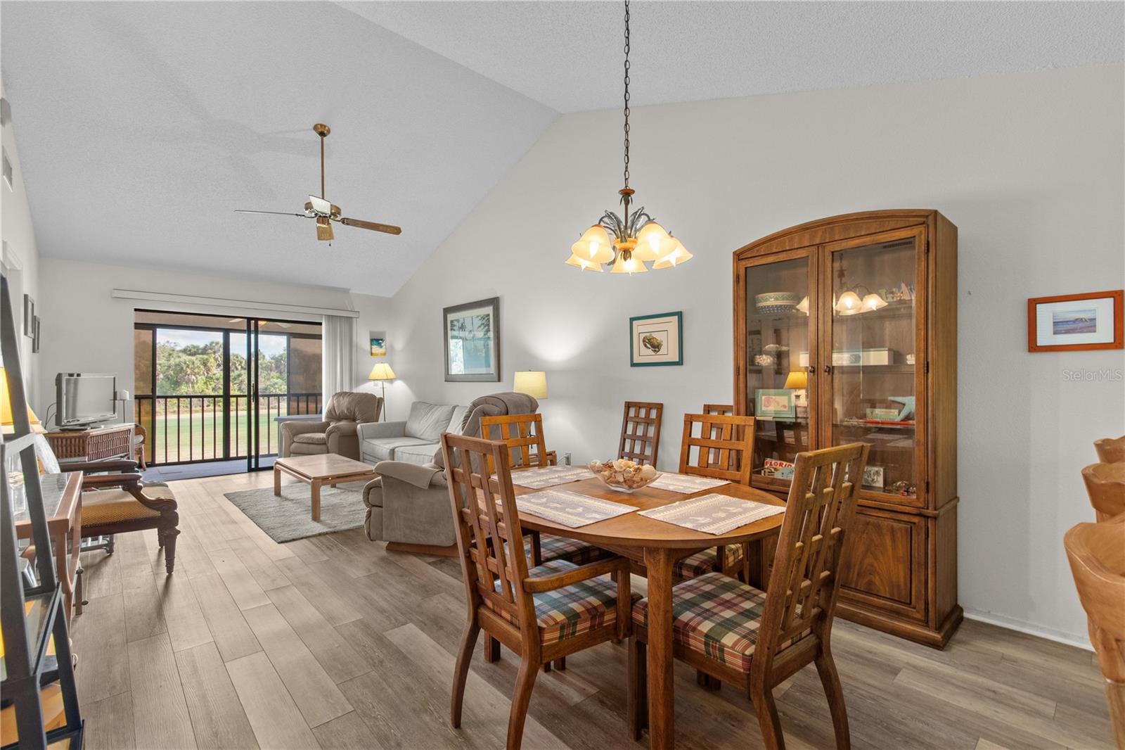 922 CAPRI ISLES BLVD #217