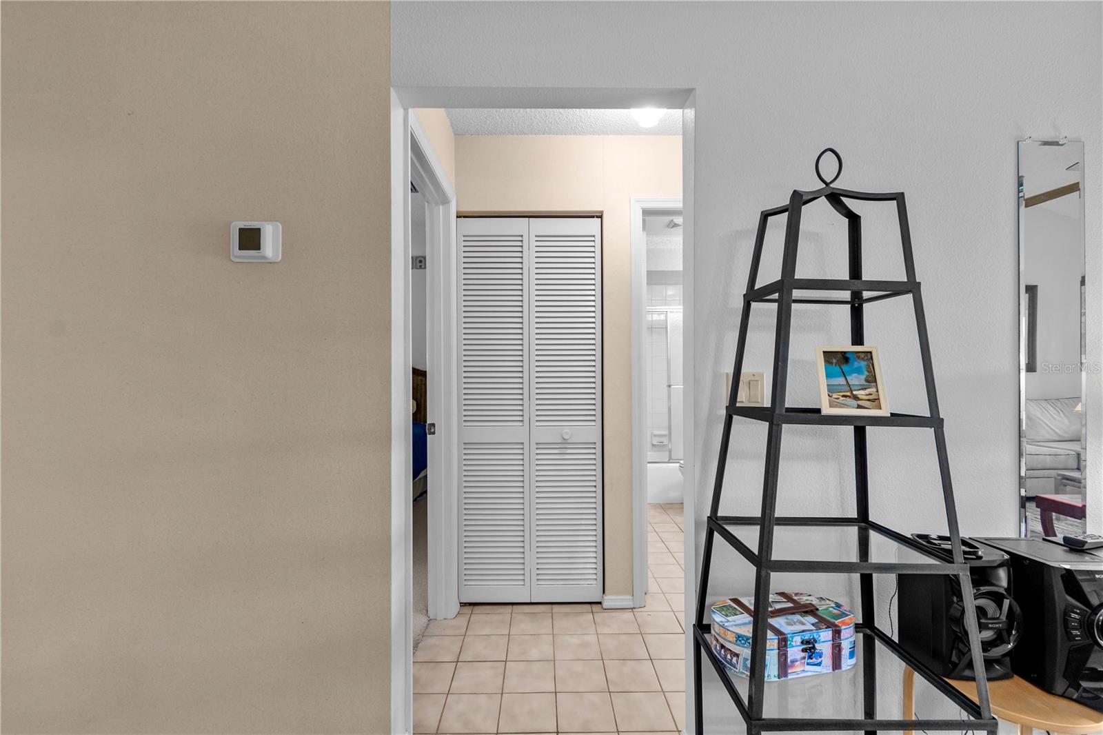 922 CAPRI ISLES BLVD #217