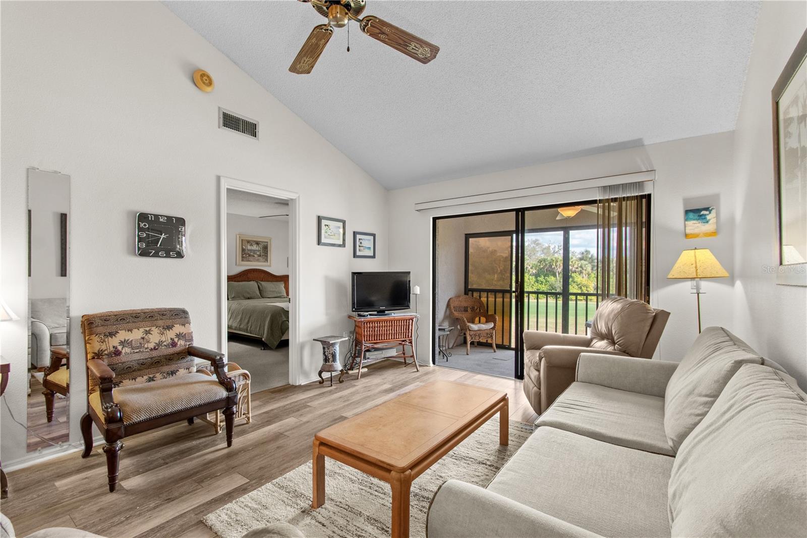 922 CAPRI ISLES BLVD #217