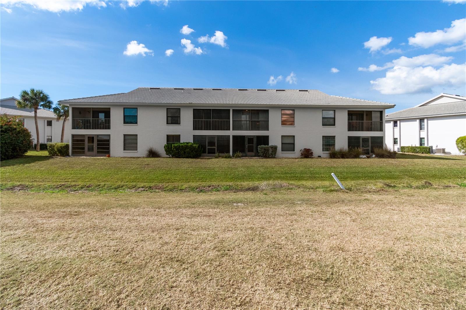 922 CAPRI ISLES BLVD #217