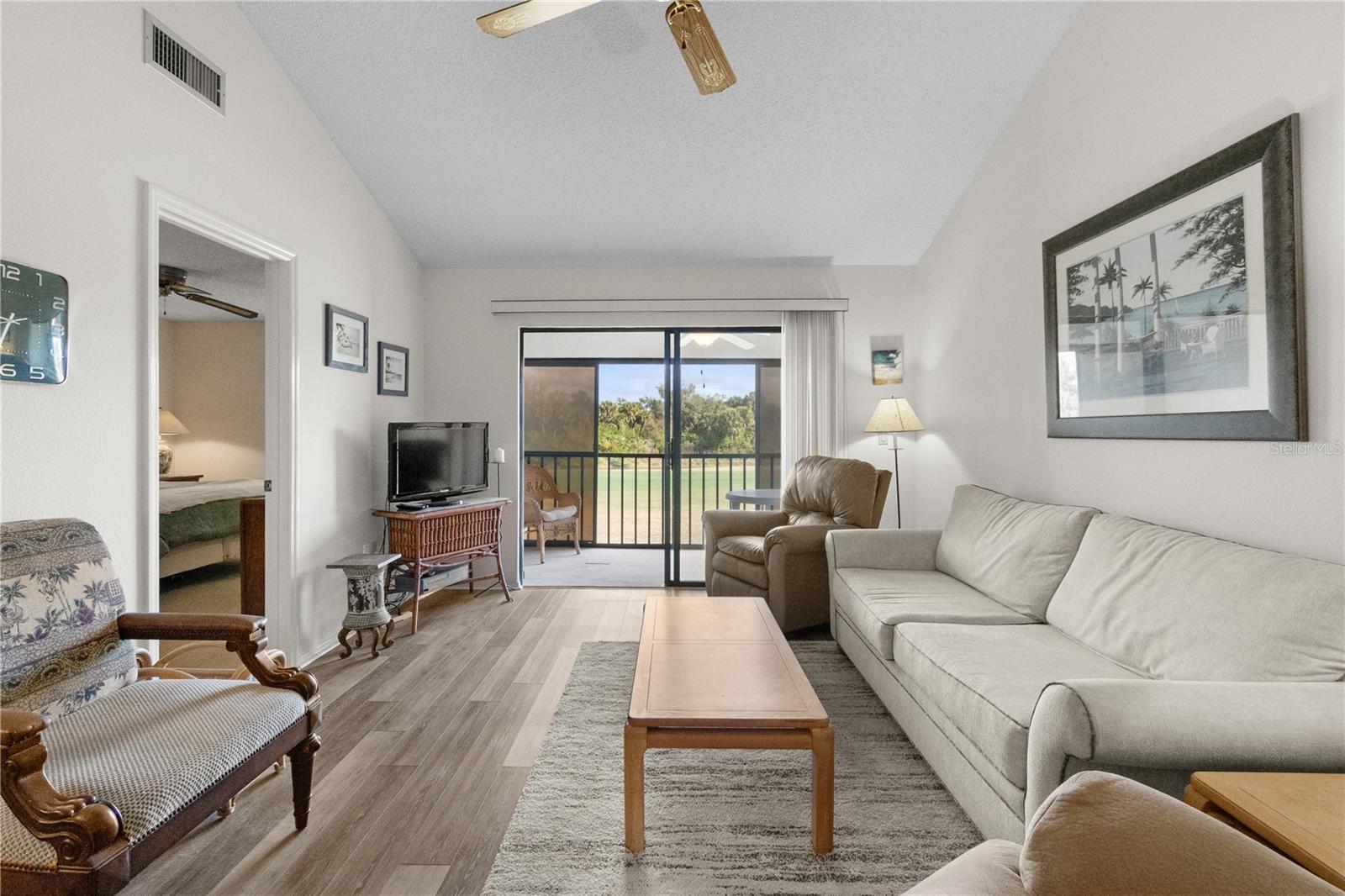 922 CAPRI ISLES BLVD #217