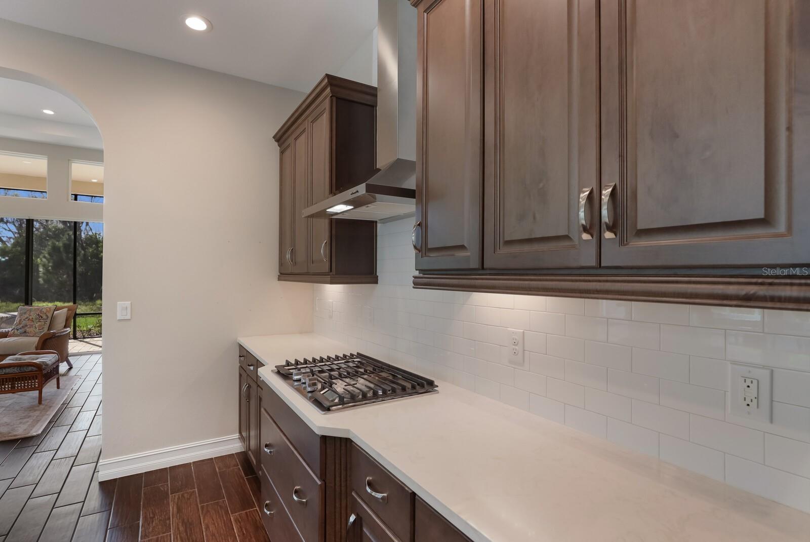 2402 STARWOOD CT