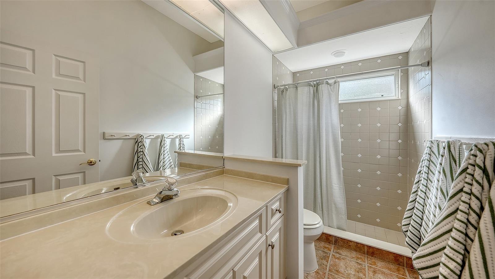 9506 ROYAL CALCUTTA PL