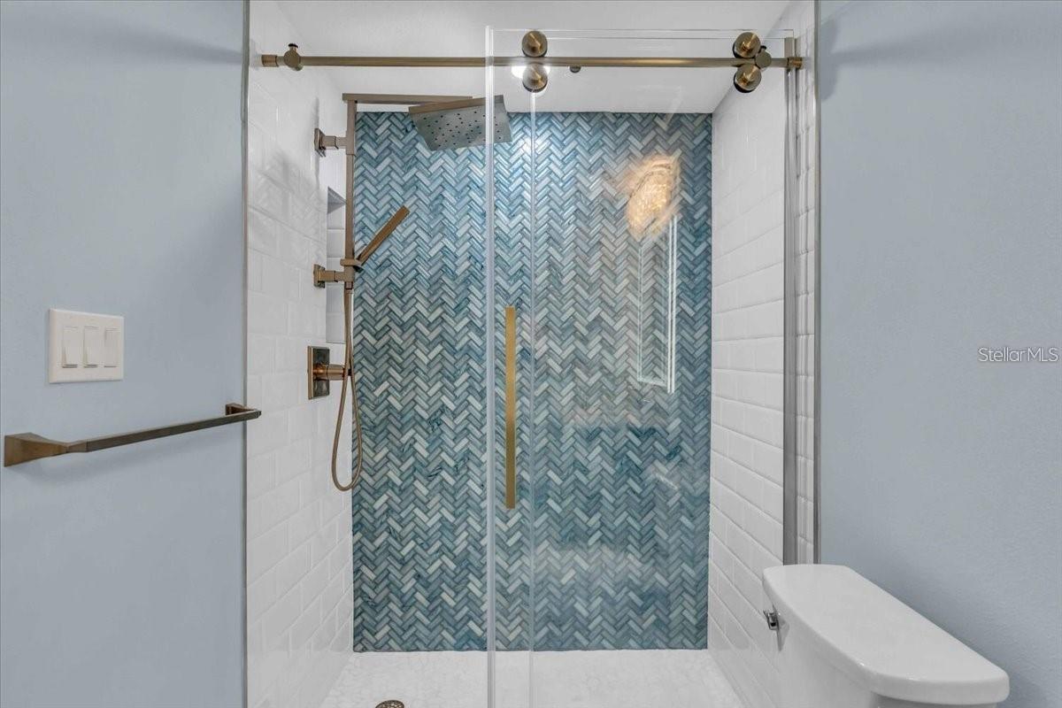 1211 GULF OF MEXICO DR #403