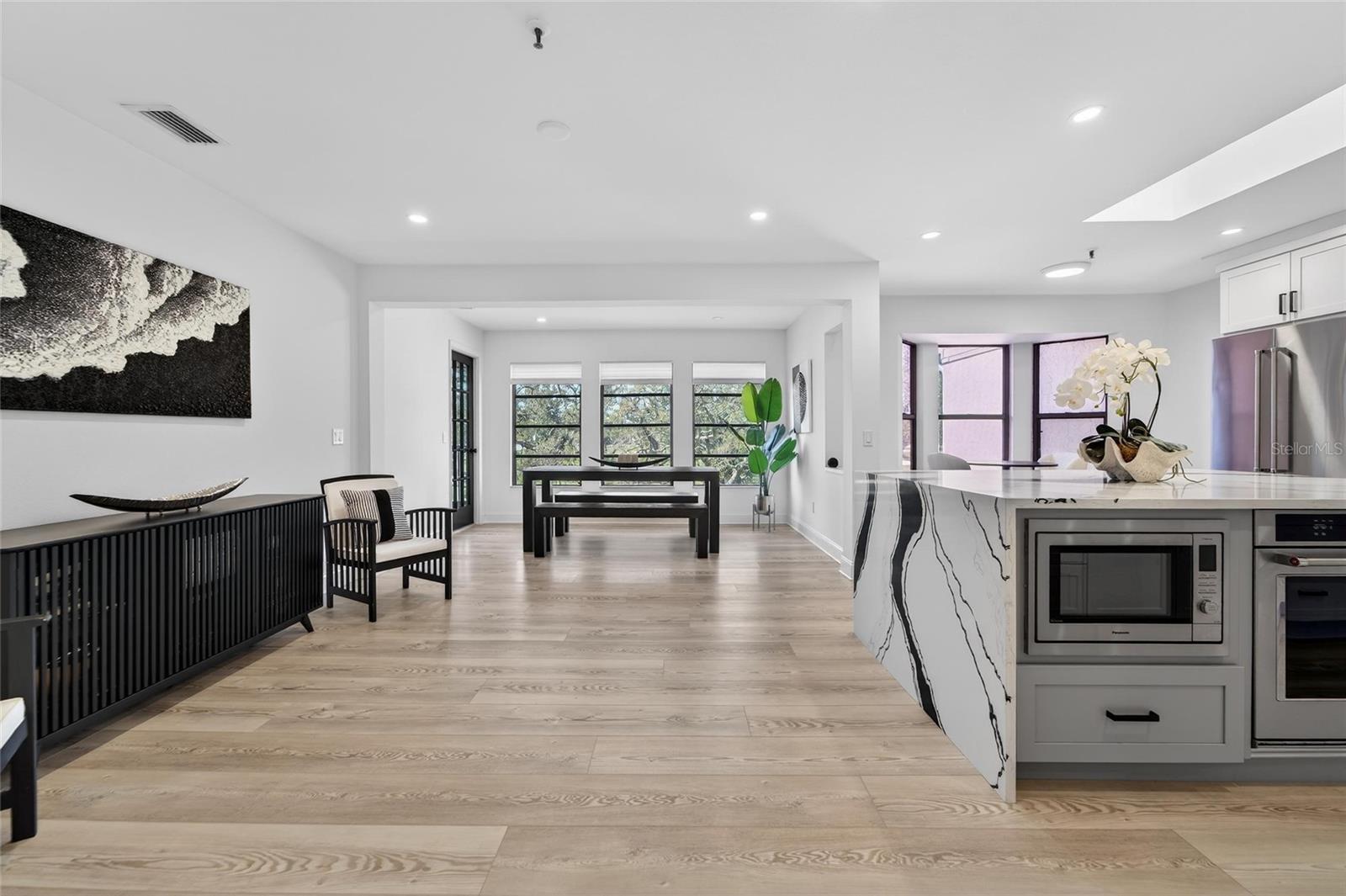 2155 HARBOURSIDE DR #804