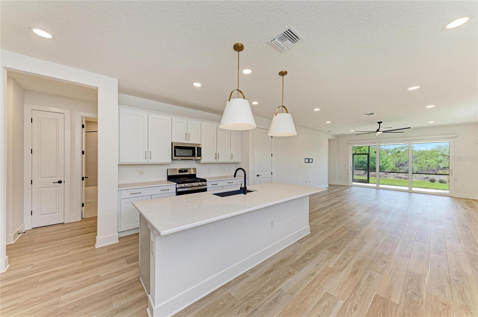 1051 WATERLINE CT